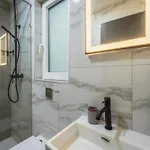 New - Only Modern 2-bedroom Maiosnette With Private Heated Jacuzzi By Sf Homes 아파트 *
