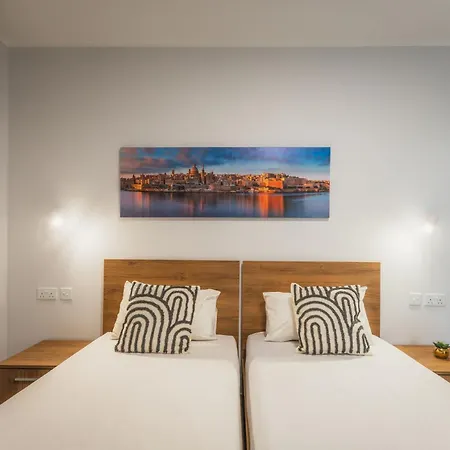 Apartamento New - Only Modern 2-bedroom Maiosnette With Private Heated Jacuzzi By Sf Homes *