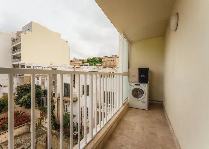 New - Only Modern 2-bedroom Maiosnette With Private Heated Jacuzzi By Sf Homes Saint Julian's