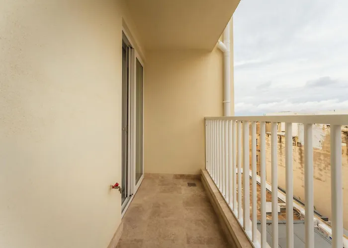 Apartman New - Only Modern 2-bedroom Maiosnette With Private Heated Jacuzzi By Sf Homes San Ġiljan