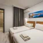 New - Only Modern 2-bedroom Maiosnette With Private Heated Jacuzzi By Sf Homes