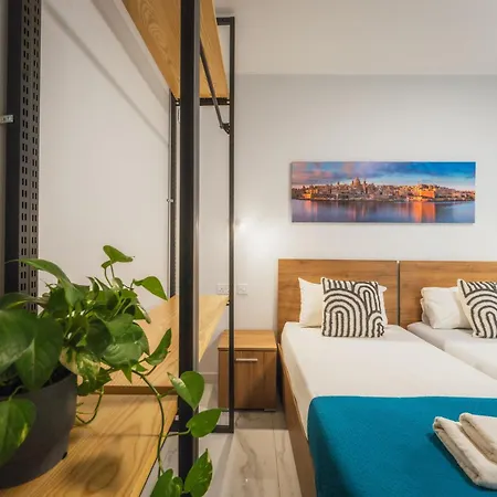 New - Only Modern 2-bedroom Maiosnette With Private Heated Jacuzzi By Sf Homes San Ġiljan