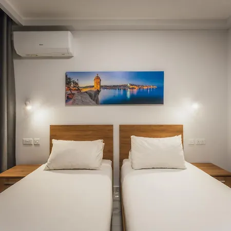 New - Only Modern 2-bedroom Maiosnette With Private Heated Jacuzzi By Sf Homes Appartement *